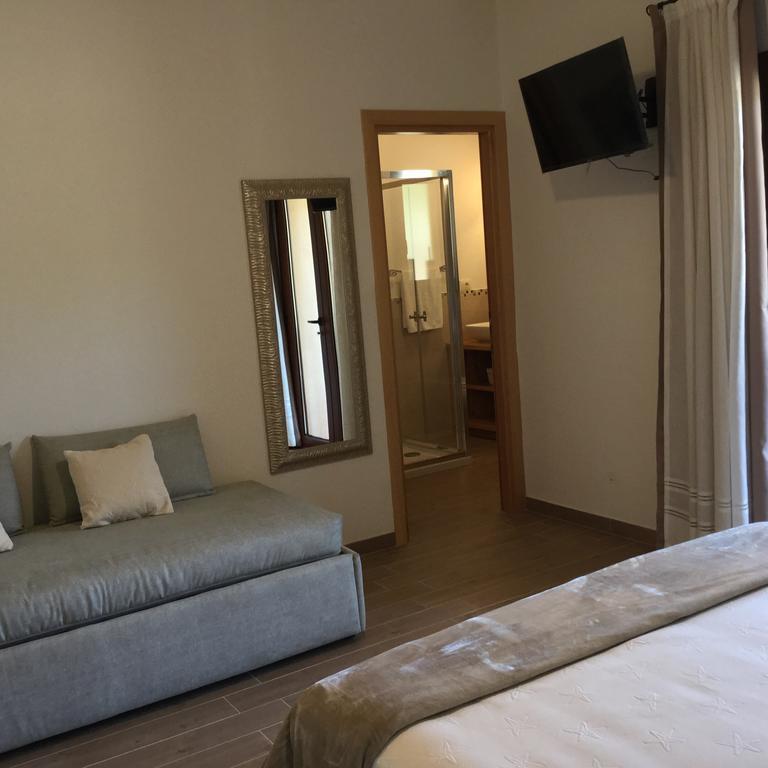 Il Giardino Di Daniela Bed & Breakfast San Teodoro  Eksteriør bilde