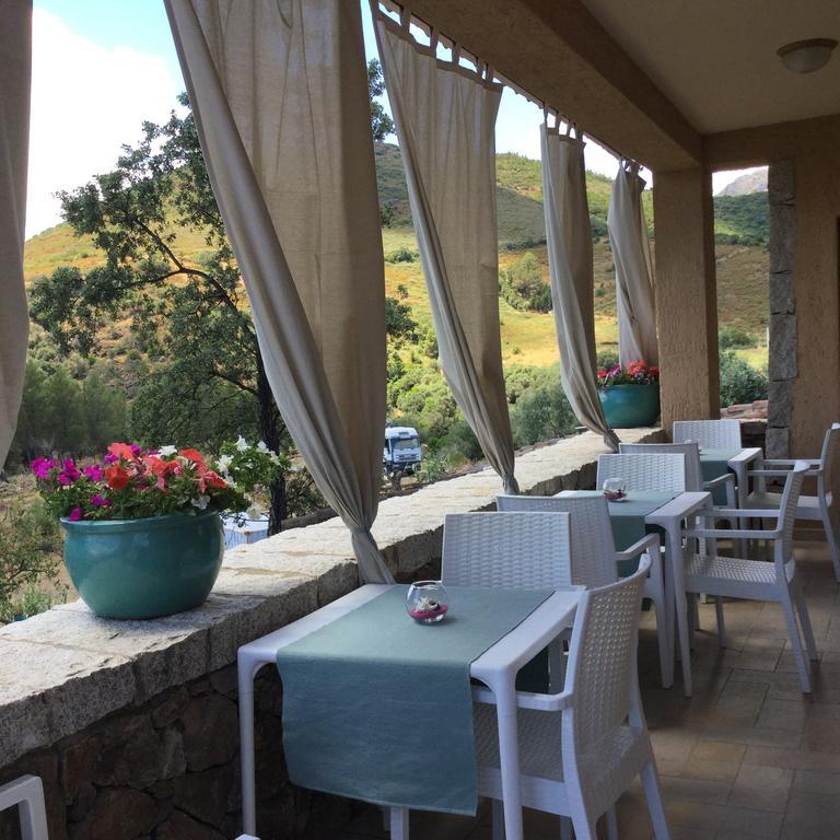 Il Giardino Di Daniela Bed & Breakfast San Teodoro  Eksteriør bilde