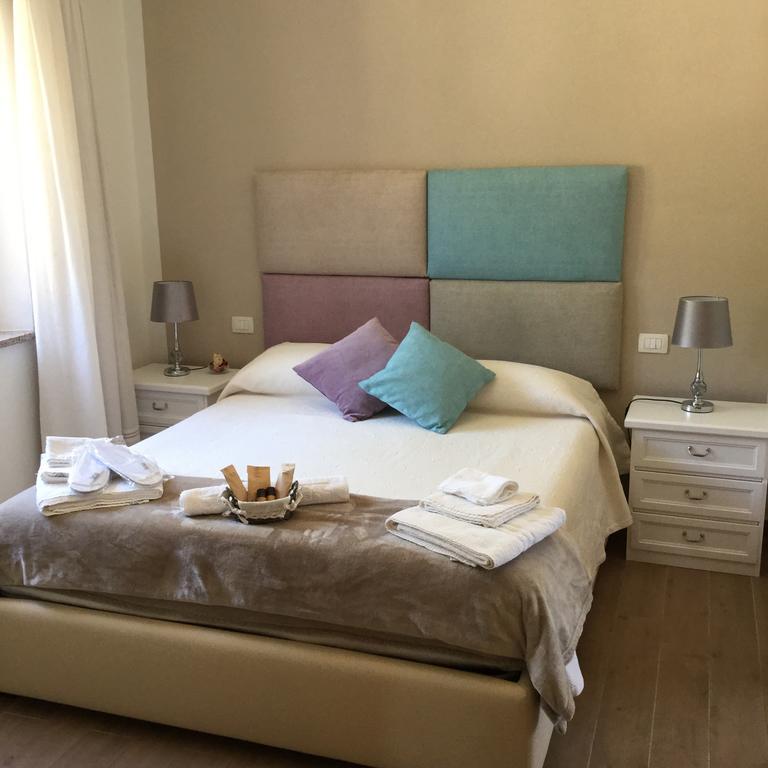 Il Giardino Di Daniela Bed & Breakfast San Teodoro  Eksteriør bilde